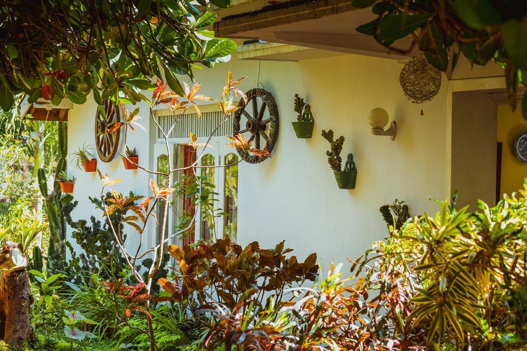Shammie Guest House Hikkaduwa Luaran gambar