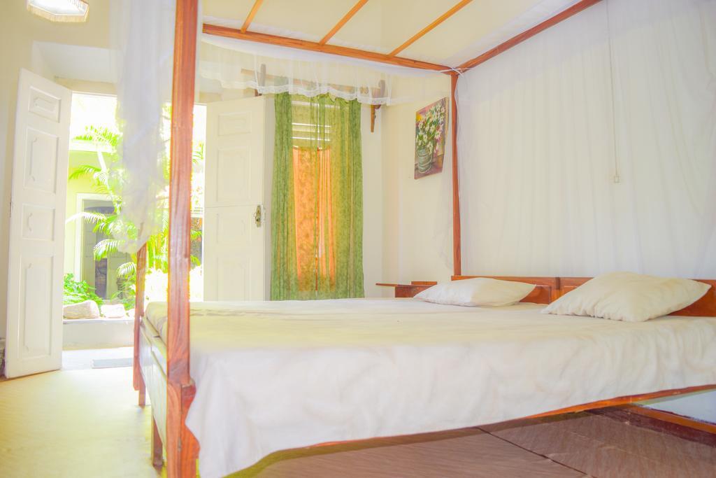 Shammie Guest House Hikkaduwa Luaran gambar